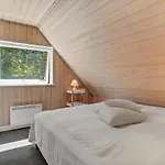 Front In With Sauna *