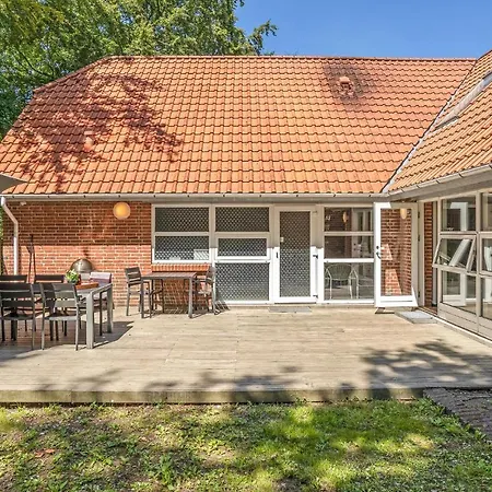 Front In With Sauna Vakantiehuis *