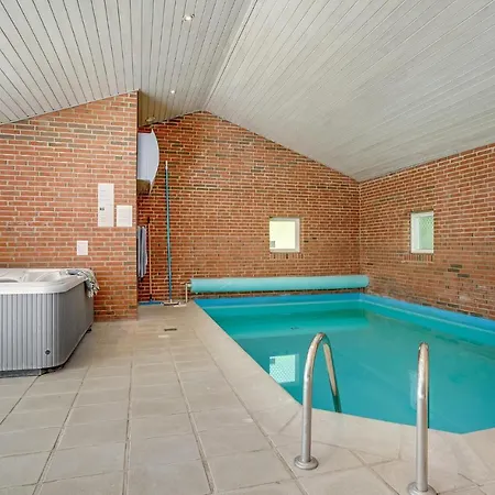 In With Sauna Prázdninový dům